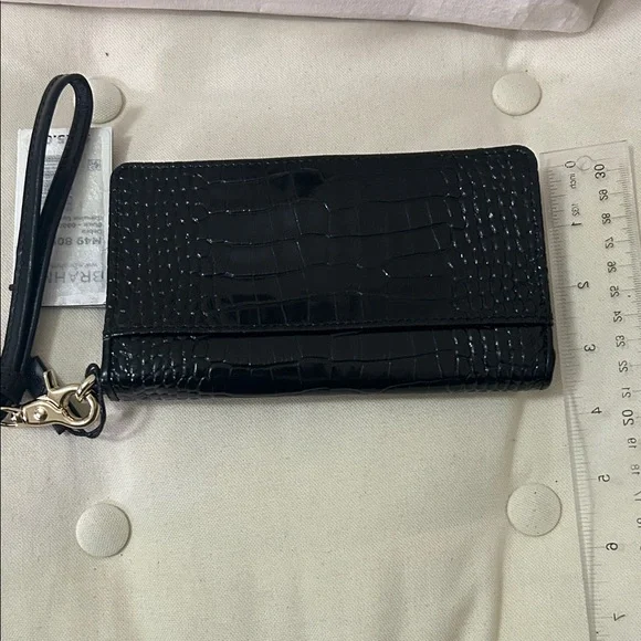 Black Brahmin Crocodile Pattern Wristlet Wallet - Picture 2 of 4